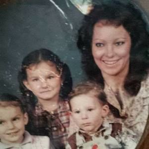 Meet your Posher, Brenda